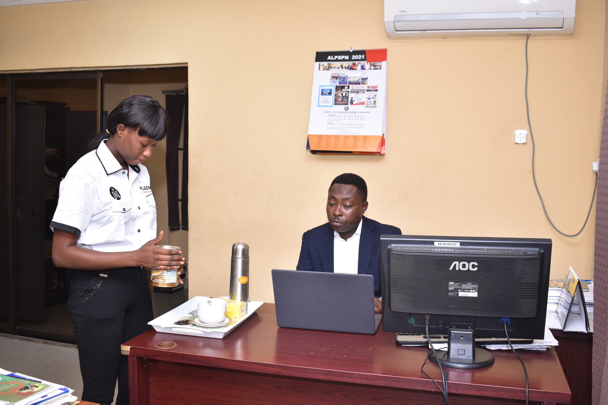 Cleaning staff outsourcing image 2