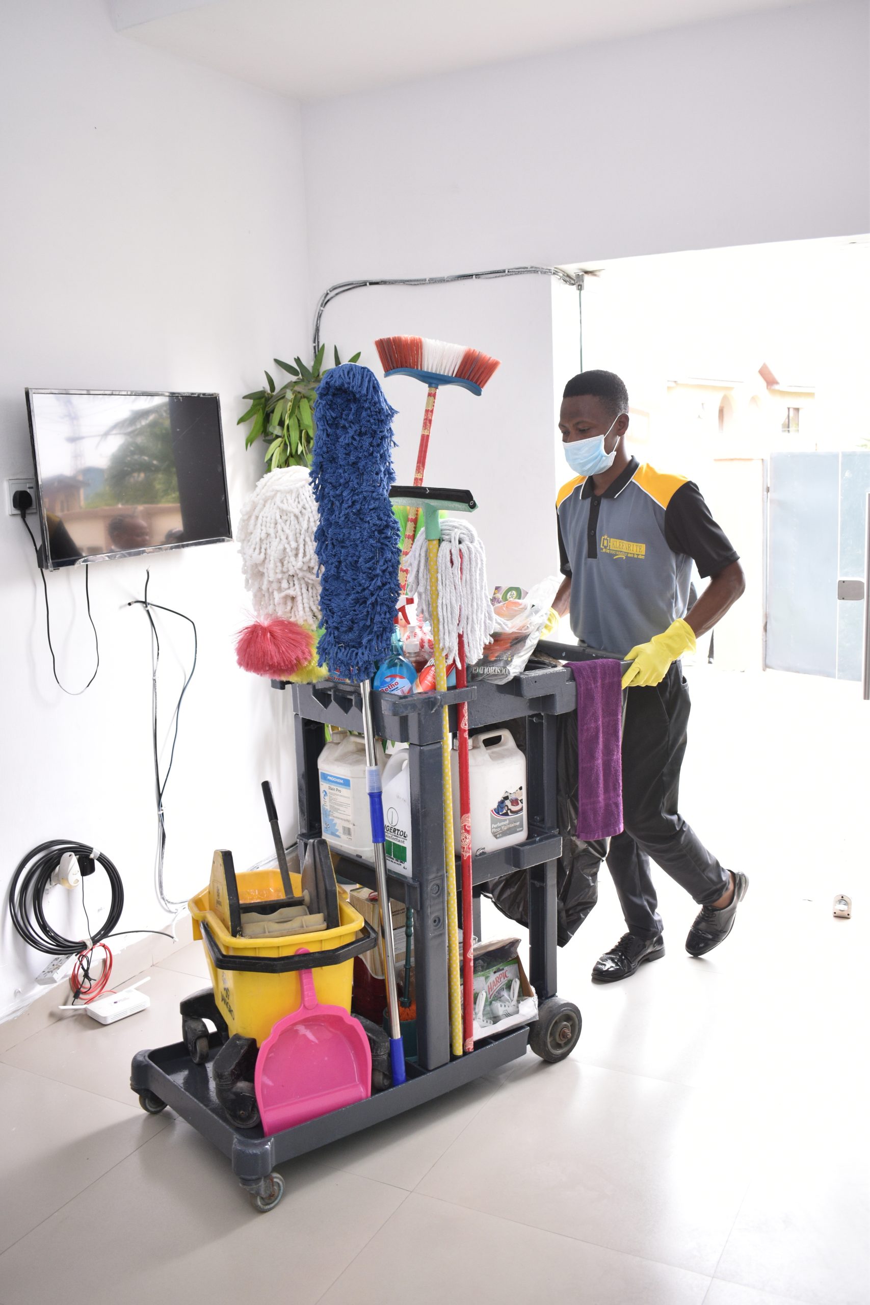 Kleenrite team at work